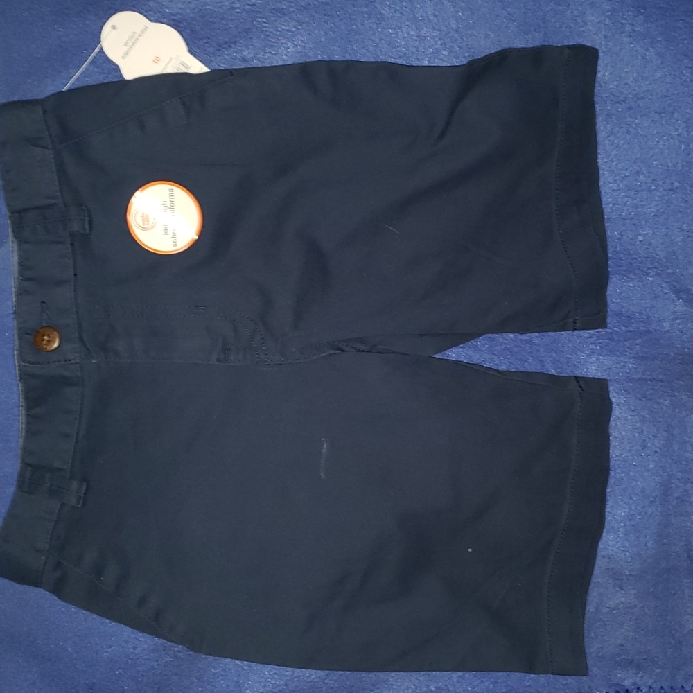 School is starting! 2 pair size 10 boys shorts navy blue and khaki New with tags